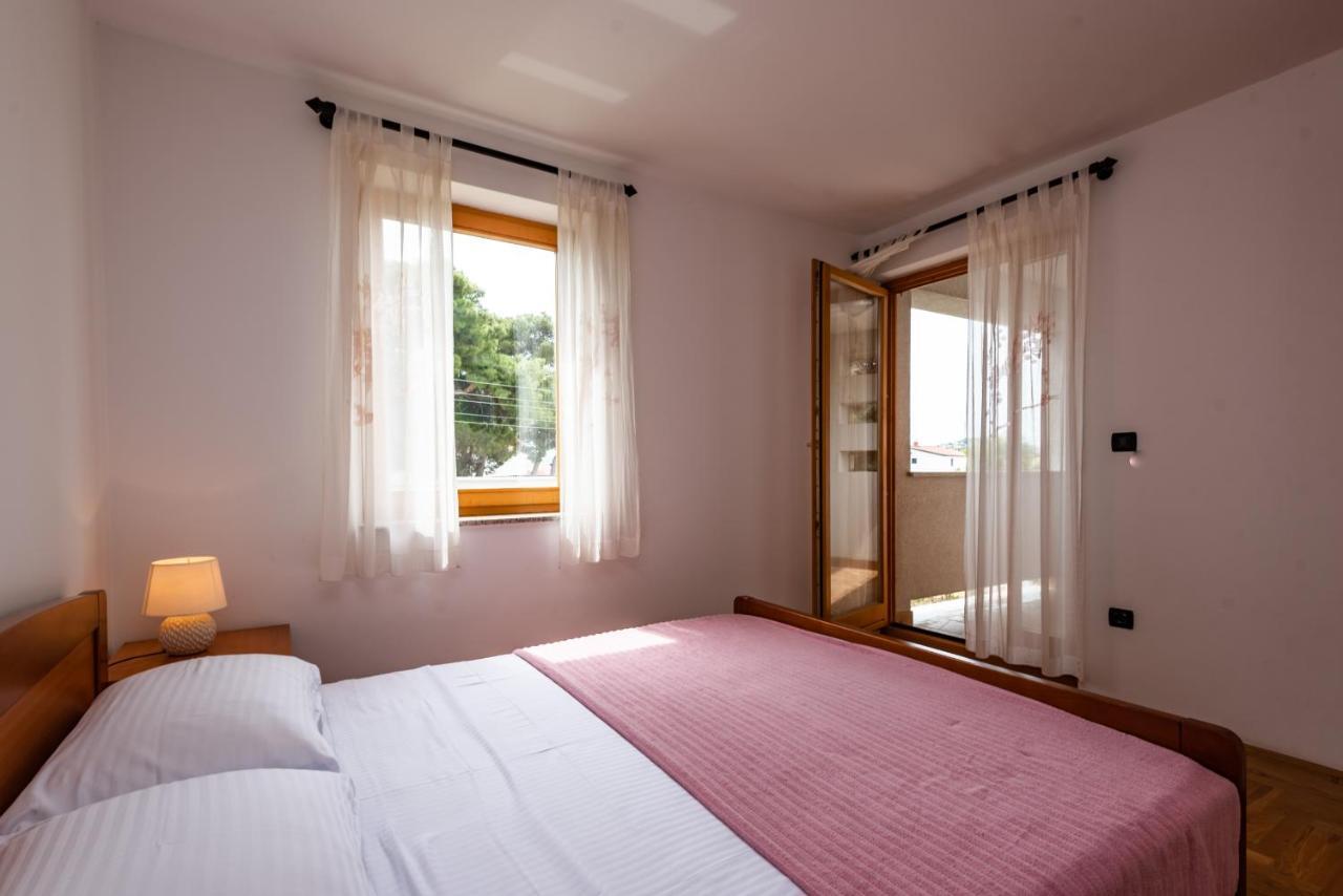 Apartments Smiljanic Tribalj Zewnętrze zdjęcie