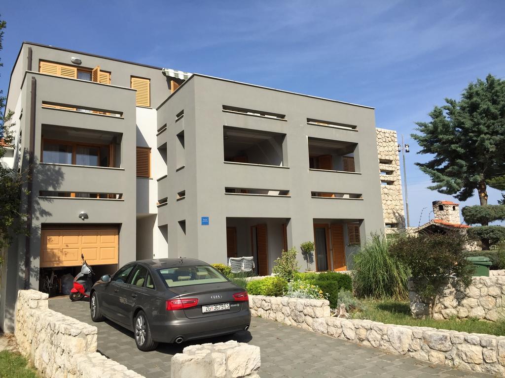 Apartments Smiljanic Tribalj Zewnętrze zdjęcie
