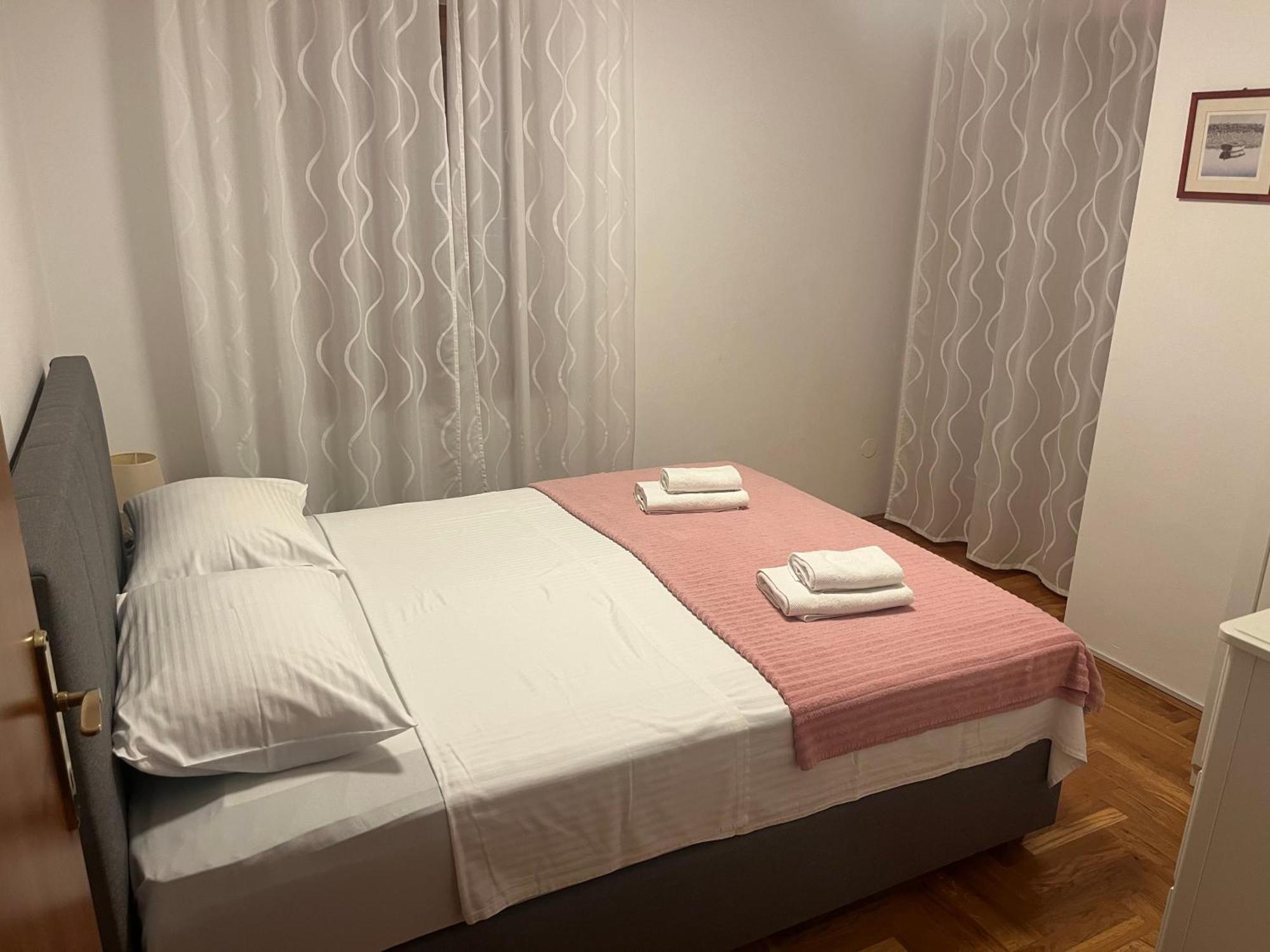 Apartments Smiljanic Tribalj Zewnętrze zdjęcie